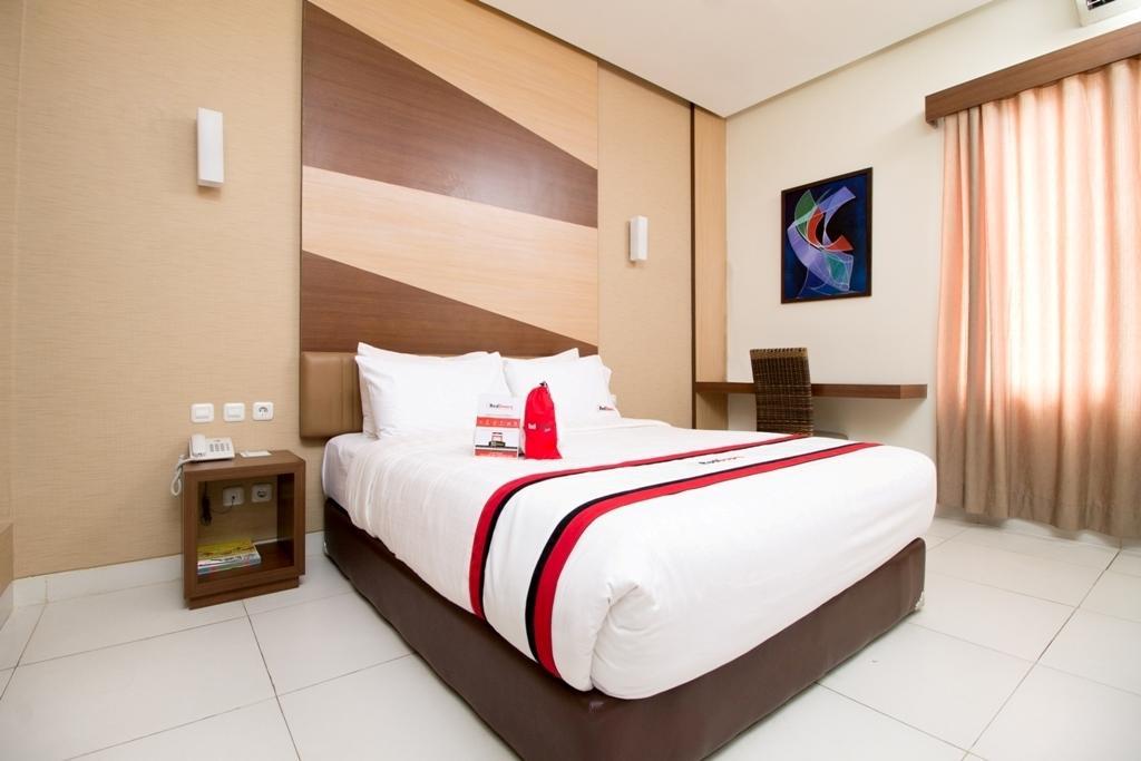 Reddoorz Near Roxy Hotell Jakarta Exteriör bild